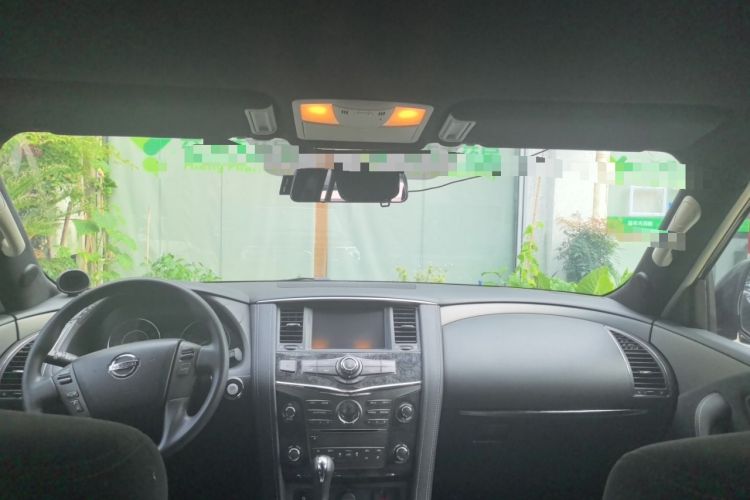 Used Nissan Patrol 2018 4.0L LinkedIn Edition Headliner