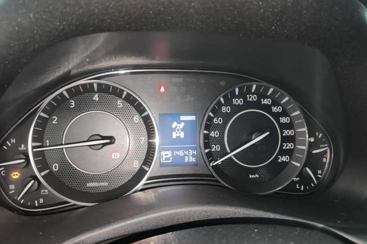 Used Nissan Patrol 2018 Y62 4.0 XE Middle East Instrument Cluster