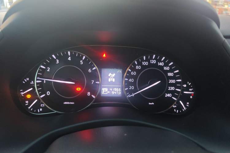 Used Nissan Patrol 2018 4.0L LinkedIn Edition Instrument Cluster