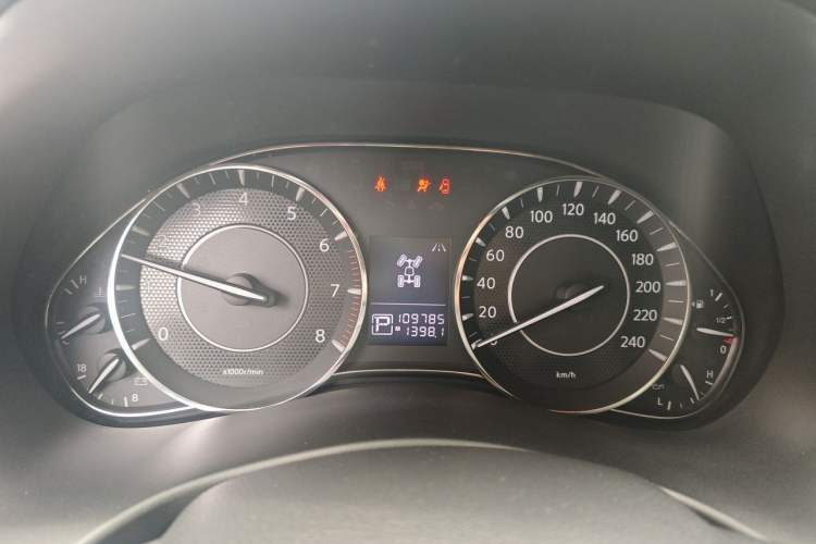 Used Nissan Patrol 2018 4.0L LinkedIn Edition Instrument Cluster