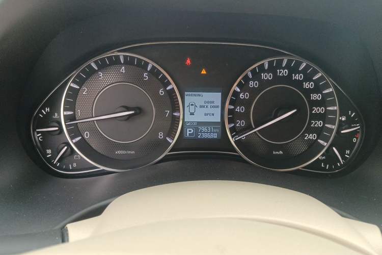 Used Nissan Patrol  Instrument Cluster