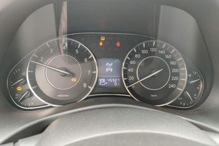 Used Nissan Patrol  Instrument Cluster