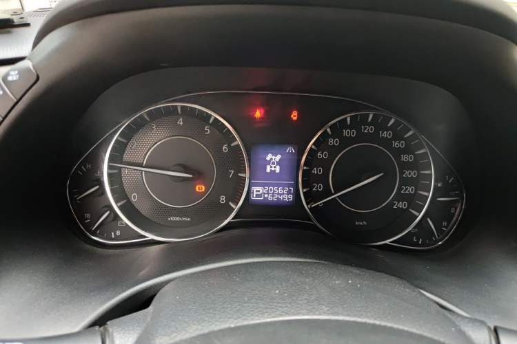 Used Nissan Patrol  Instrument Cluster
