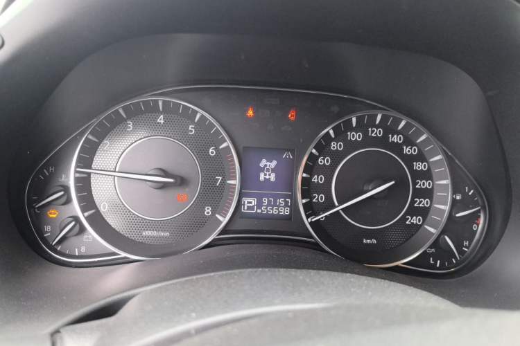 Used Nissan Patrol 2018 4.0L LinkedIn Edition Instrument Cluster