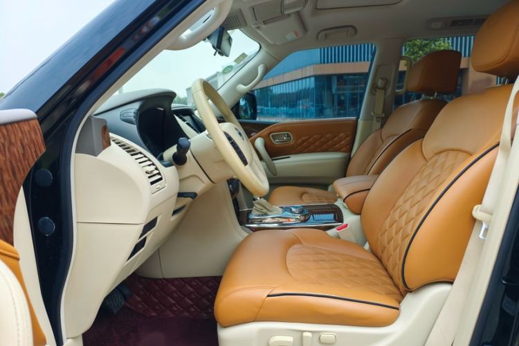 Used Nissan Patrol 2018 4.0L Automatic 7-Seater Middle East Version Interior 3