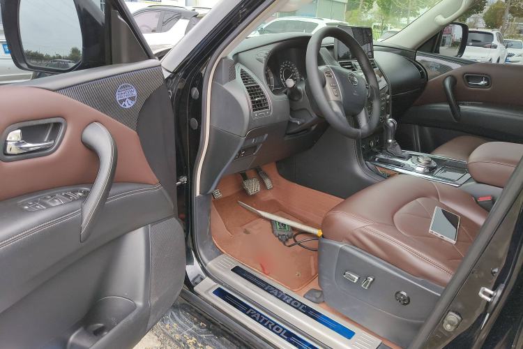 Used Nissan Patrol 2018 4.0L Automatic 7-Seater Middle East Version Interior 3