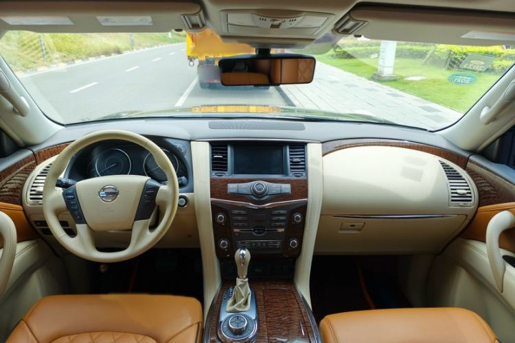 Used Nissan Patrol 2018 4.0L Automatic 7-Seater Middle East Version Interior 4