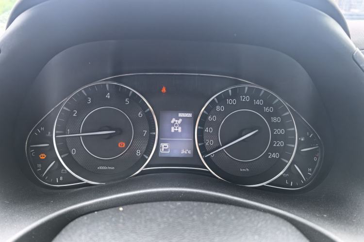 Used Nissan Patrol 2018 Y62 4.0 XE Middle East Interior 5