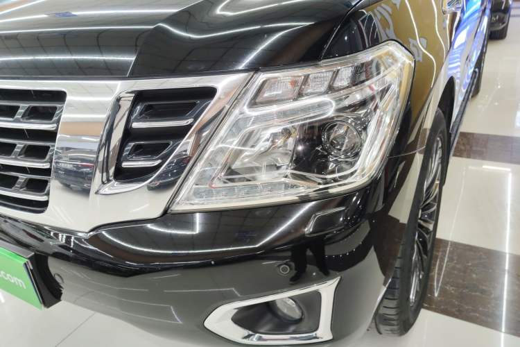 Used Nissan Patrol 2018 5.6L Standard Version Left Front Headlight