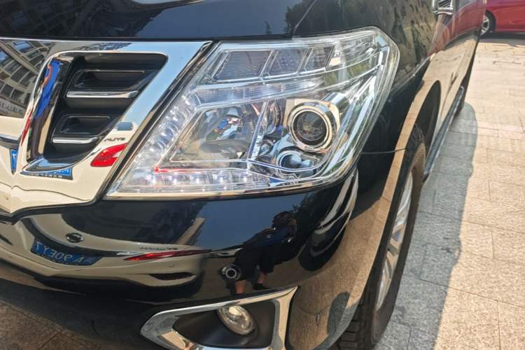Used Nissan Patrol 2018 Y62 4.0 XE Middle East Left Front Headlight