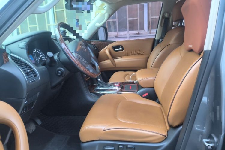Used Nissan Patrol 2018 4.0L Platinum Edition Left Front Seat