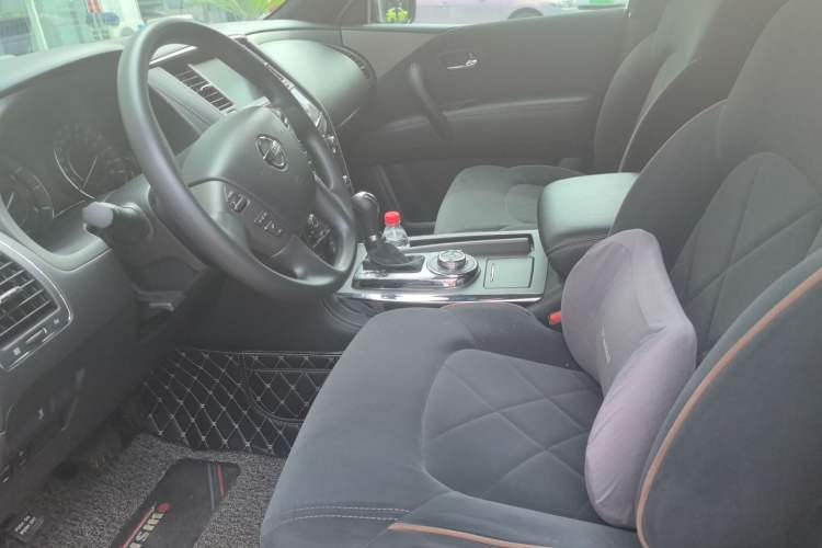 Used Nissan Patrol 2018 4.0L LinkedIn Edition Left Front Seat