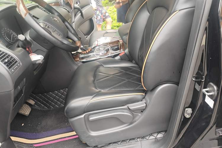 Used Nissan Patrol 2018 Y62 4.0 XE Middle East Left Front Seat