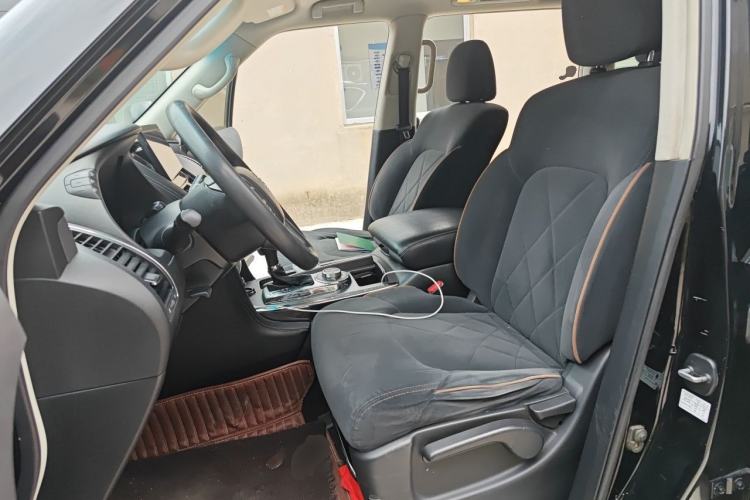 Used Nissan Patrol 2018 4.0L LinkedIn Edition Left Front Seat