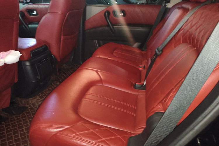 Used Nissan Patrol 2018 4.0L Automatic 7-Seater Middle East Version Left Rear Seat