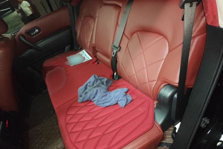 Used Nissan Patrol 2018 4.0L LinkedIn Edition Left Rear Seat