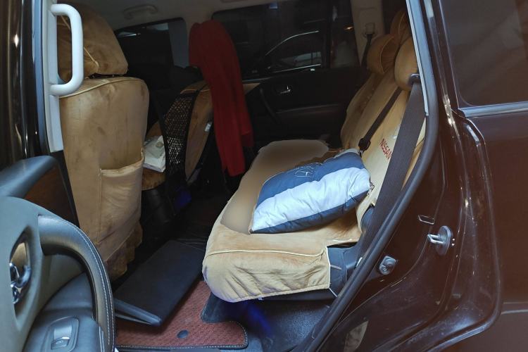 Used Nissan Patrol 2018 4.0L LinkedIn Edition Left Rear Seat