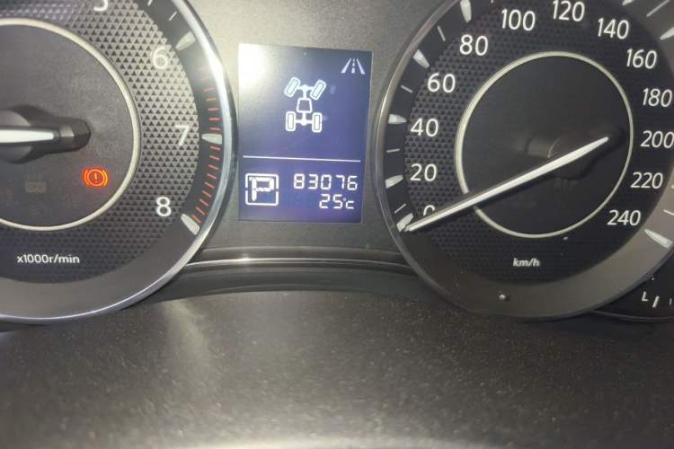 Used Nissan Patrol 2018 4.0L Automatic 7-Seater Middle East Version Odometer Close Up
