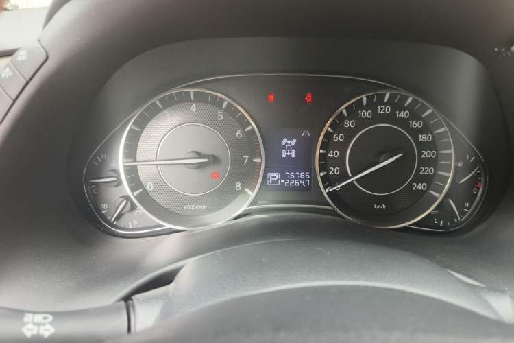 Used Nissan Patrol 2018 4.0L Automatic 7-Seater Middle East Version Odometer Close Up