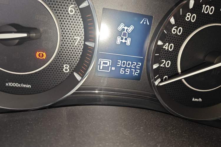 Used Nissan Patrol 2018 4.0L LinkedIn Edition Odometer Close Up