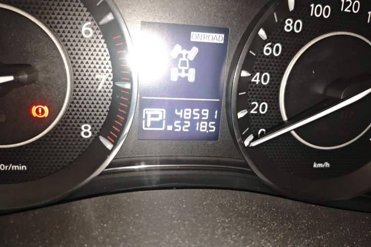 Used Nissan Patrol 2018 4.0L LinkedIn Edition Odometer Close Up