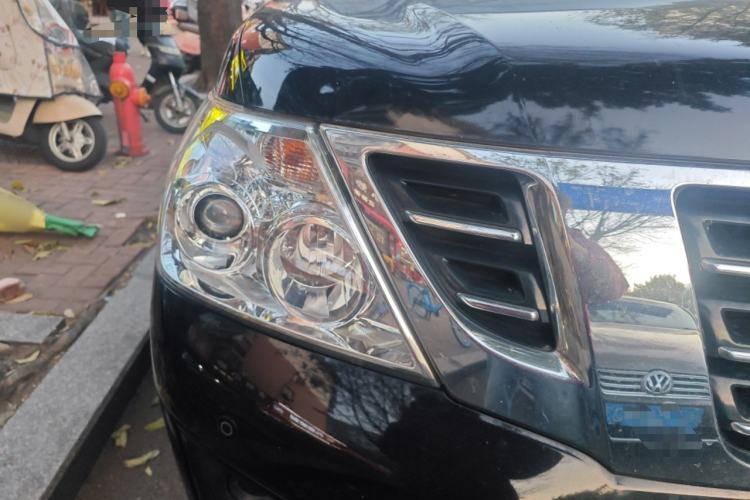 Used Nissan Patrol 2018 4.0L LinkedIn Edition Right Front Headlight