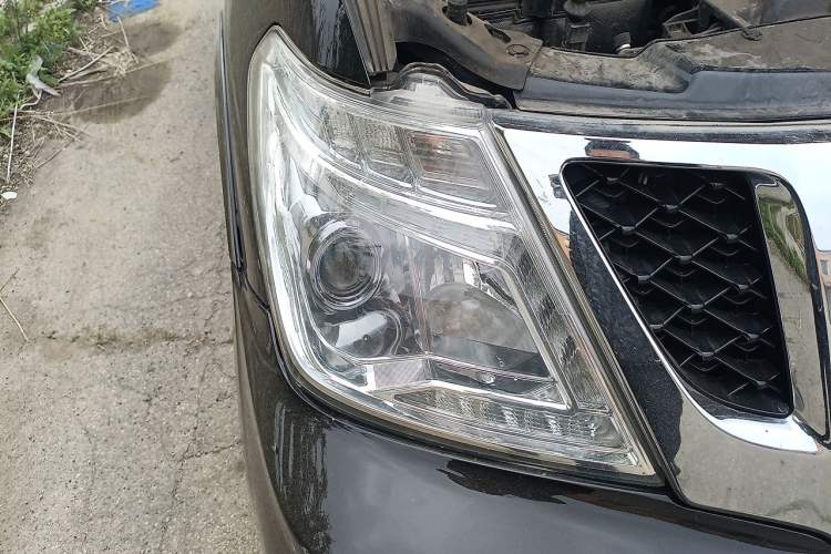 Used Nissan Patrol 2018 4.0L LinkedIn Edition Right Front Headlight