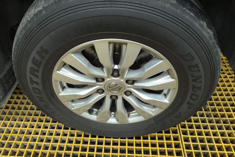 Used Nissan Patrol 2018 5.6L Standard Version Right Front Wheel Hub