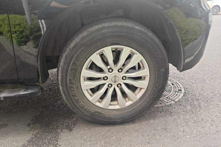 Used Nissan Patrol 2018 Y62 4.0 XE Middle East Right Front Wheel Hub