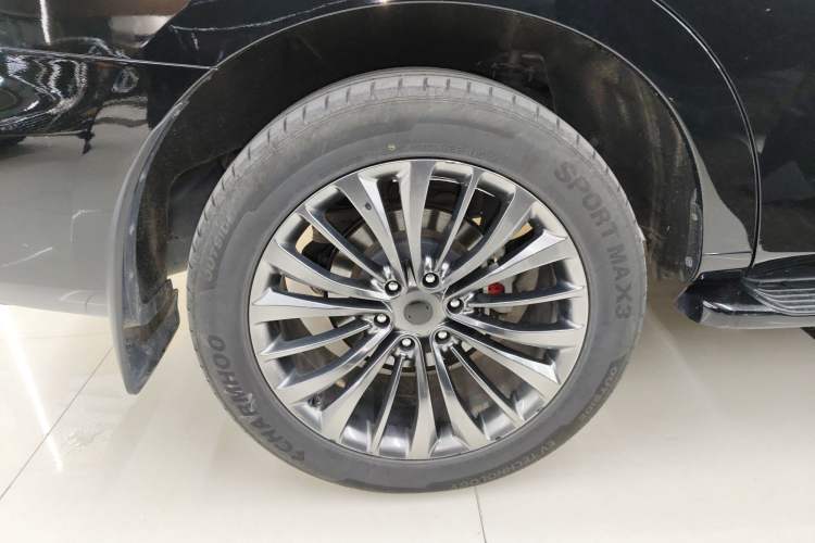 Used Nissan Patrol 2018 5.6L Standard Version Right Rear Wheel Hub