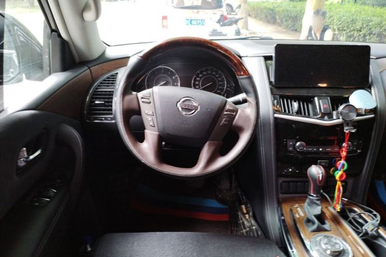 Used Nissan Patrol  Steering Wheel