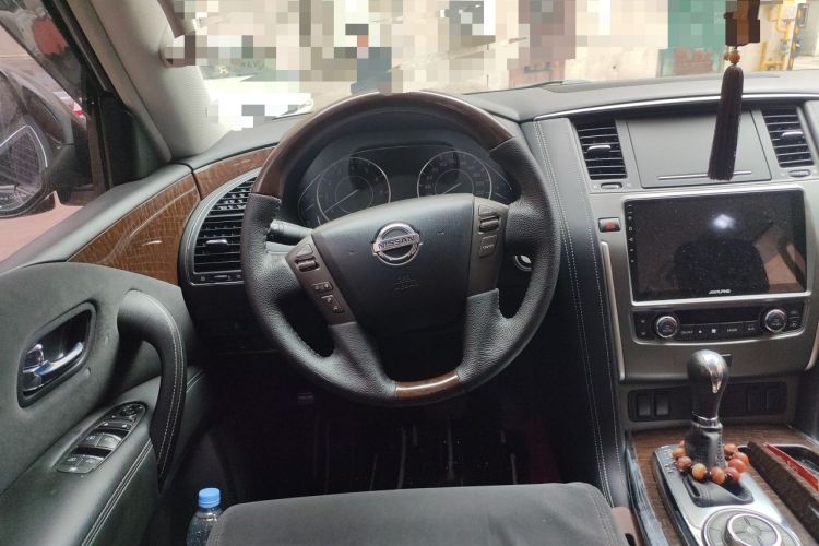 Used Nissan Patrol 2018 4.0L LinkedIn Edition Steering Wheel