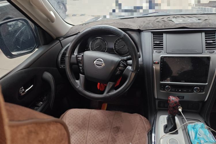 Used Nissan Patrol 2018 4.0L LinkedIn Edition Steering Wheel