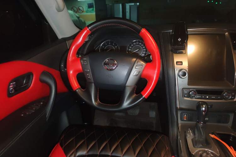 Used Nissan Patrol  Steering Wheel