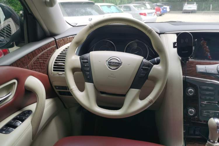 Used Nissan Patrol  Steering Wheel