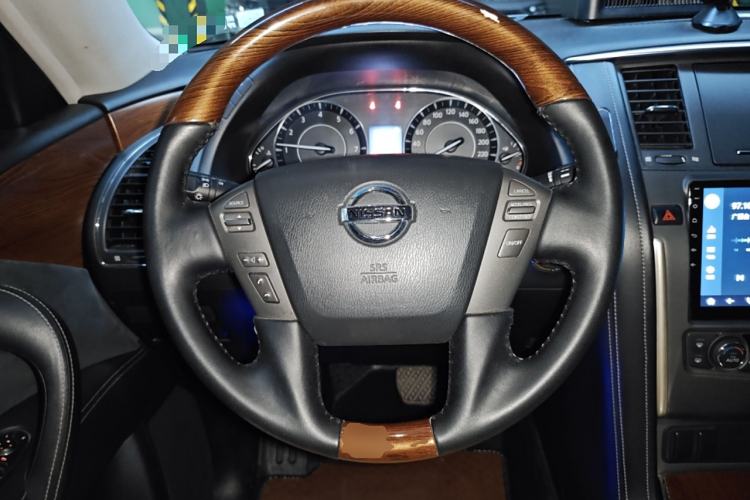Used Nissan Patrol 2018 4.0L LinkedIn Edition Steering Wheel