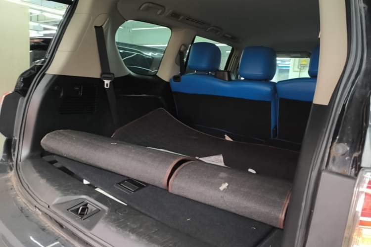 Used Nissan Patrol 2018 Y62 4.0 XE Middle East Trunk