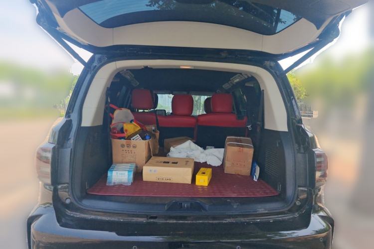 Used Nissan Patrol 2018 4.0L LinkedIn Edition Trunk