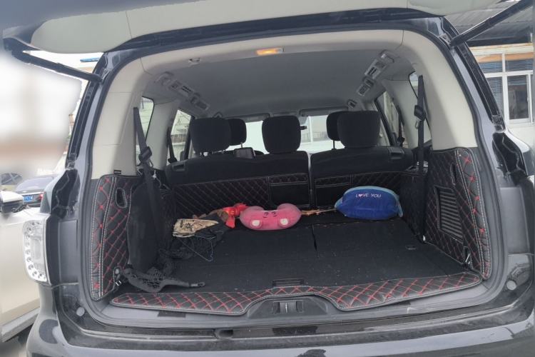 Used Nissan Patrol 2018 4.0L LinkedIn Edition Trunk