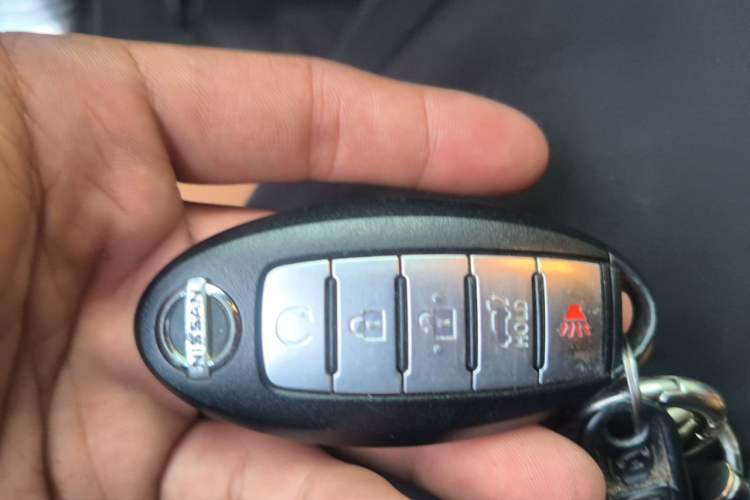 Used Nissan Patrol 2018 4.0L Platinum Edition Vehicle Key