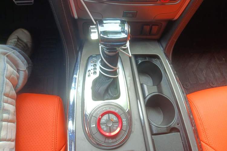 Used Nissan Patrol  Gear Lever