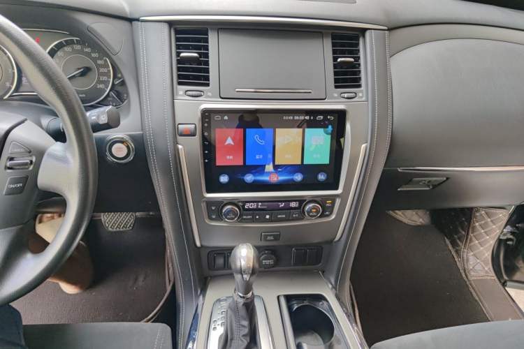 Used Nissan Patrol 2018 4.0L LinkedIn Edition Audio And AC Panel