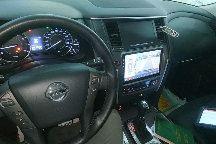 Used Nissan Patrol 2018 Y62 4.0 XE Middle East Center Console