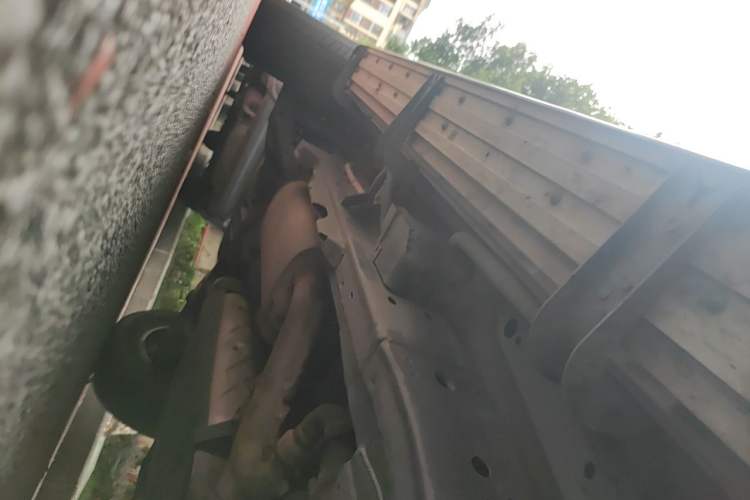 Used Nissan Patrol 2018 4.0L Flagship Model Chassis Front Right