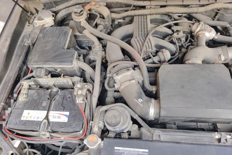 Used Nissan Patrol 2018 4.0L LinkedIn Edition Engine Bay Right