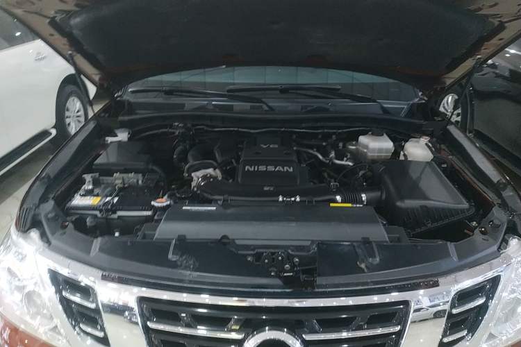 Used Nissan Patrol 2018 Y62 4.0 XE Middle East Engine Bay