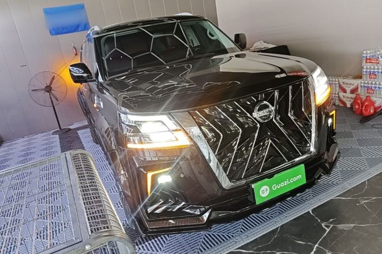 Used Nissan Patrol 2018 4.0L Automatic 7-Seater Middle East Version Front Right 45 Deg