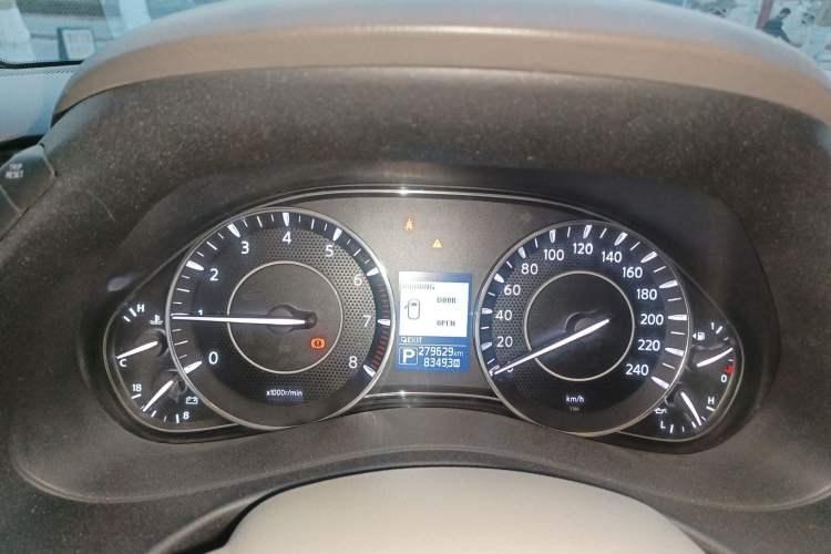 Used Nissan Patrol 2018 5.6L Standard Version Instrument Cluster
