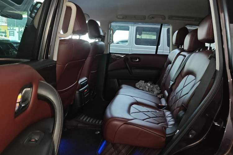 Used Nissan Patrol 2018 4.0L Automatic 7-Seater Middle East Version Left Rear Seat