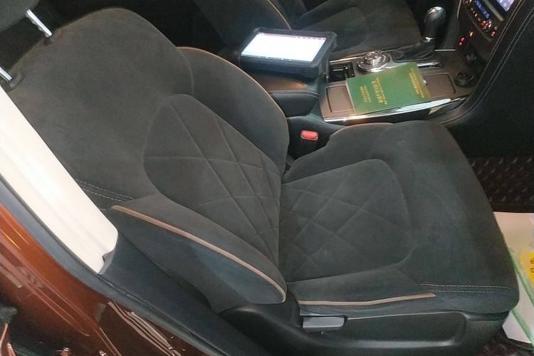 Used Nissan Patrol 2018 Y62 4.0 XE Middle East Right Front Seat